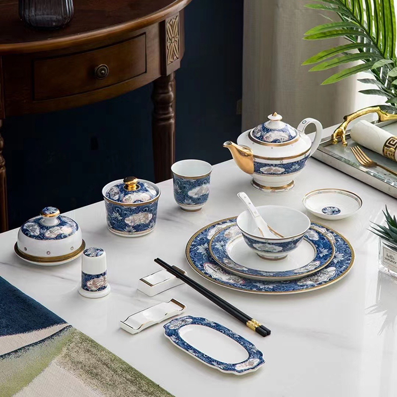 <b>特色浮雕酒店餐具摆台</b>